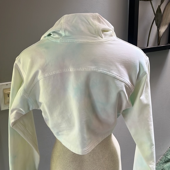 Pastel Multicolour lululemon Cropped Hoodie - Picture 5 of 6